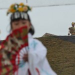 大王が蘇り,地がためがはじまり,そしてこの地の歴史が語られる
