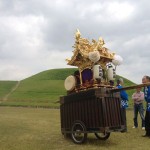 祭り囃子が聞こえる,古墳公園