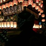 祭り囃子が聞こえてくる