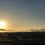 霧の白山平